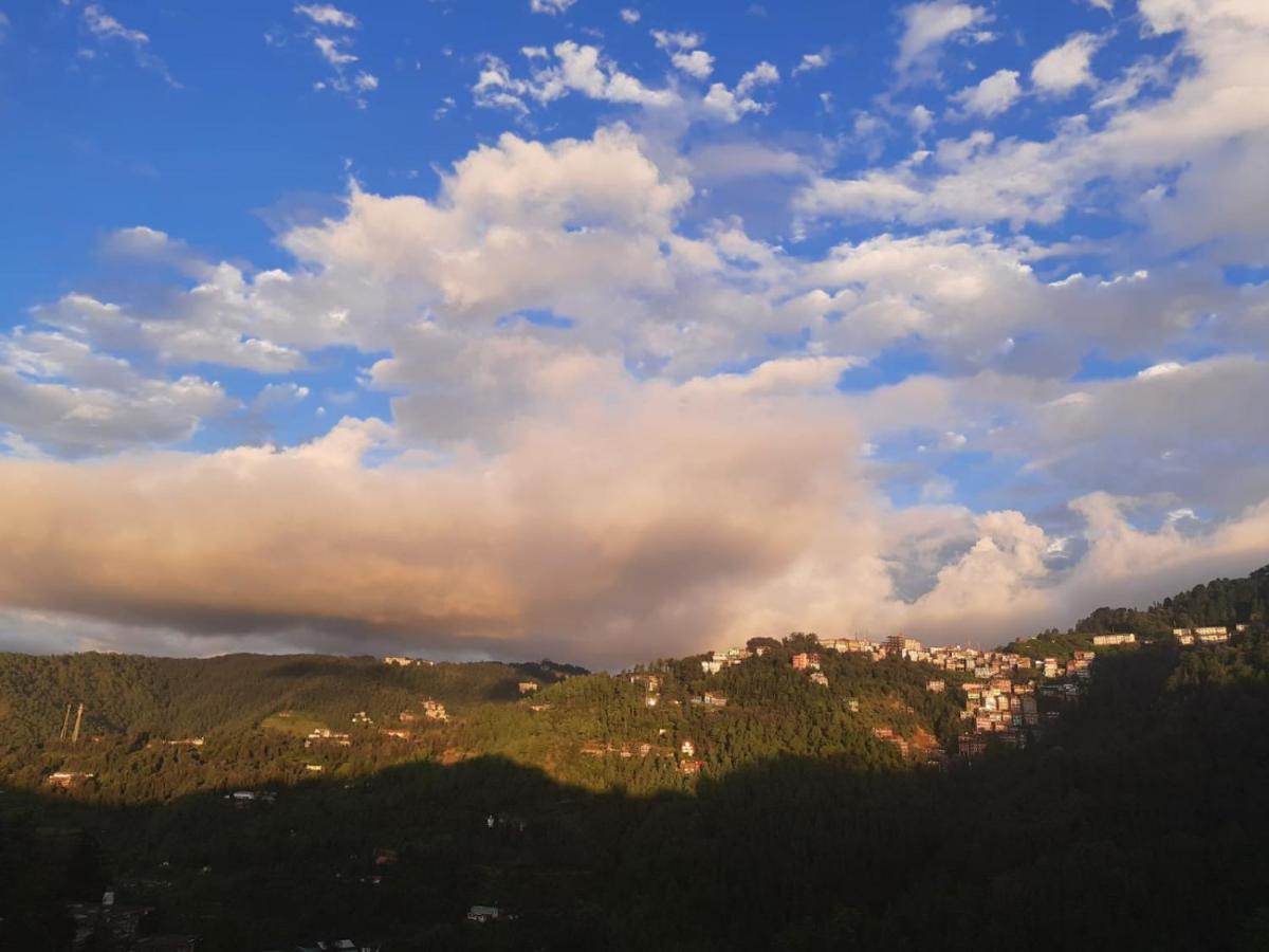 Him Aashrey B&B Homestay Shimla Exterior foto
